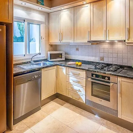 Apartmán Luis 10 *